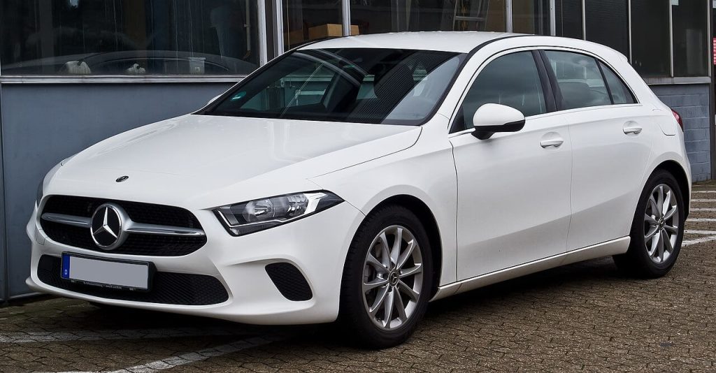 Mercedes-Benz A180 (2022)