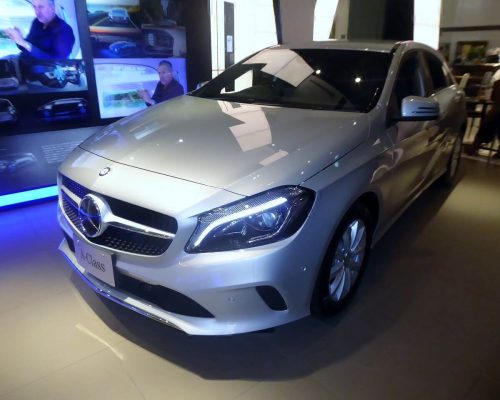 Mercedes-Benz A180 (2016) Test